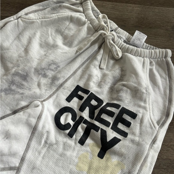FREECITY Sweatpants - Picture 9 of 14